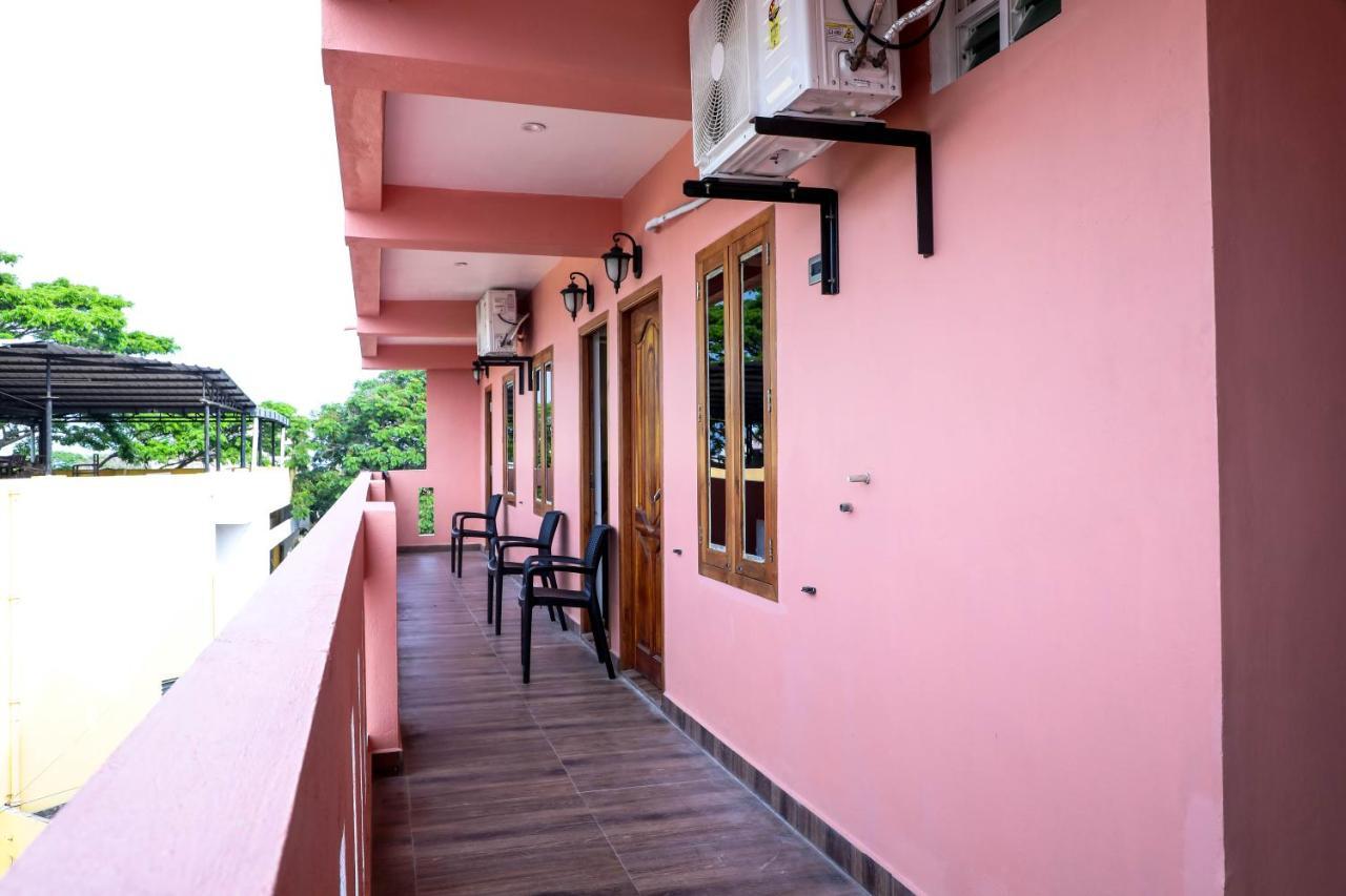 French Villa Puducherry Exterior foto